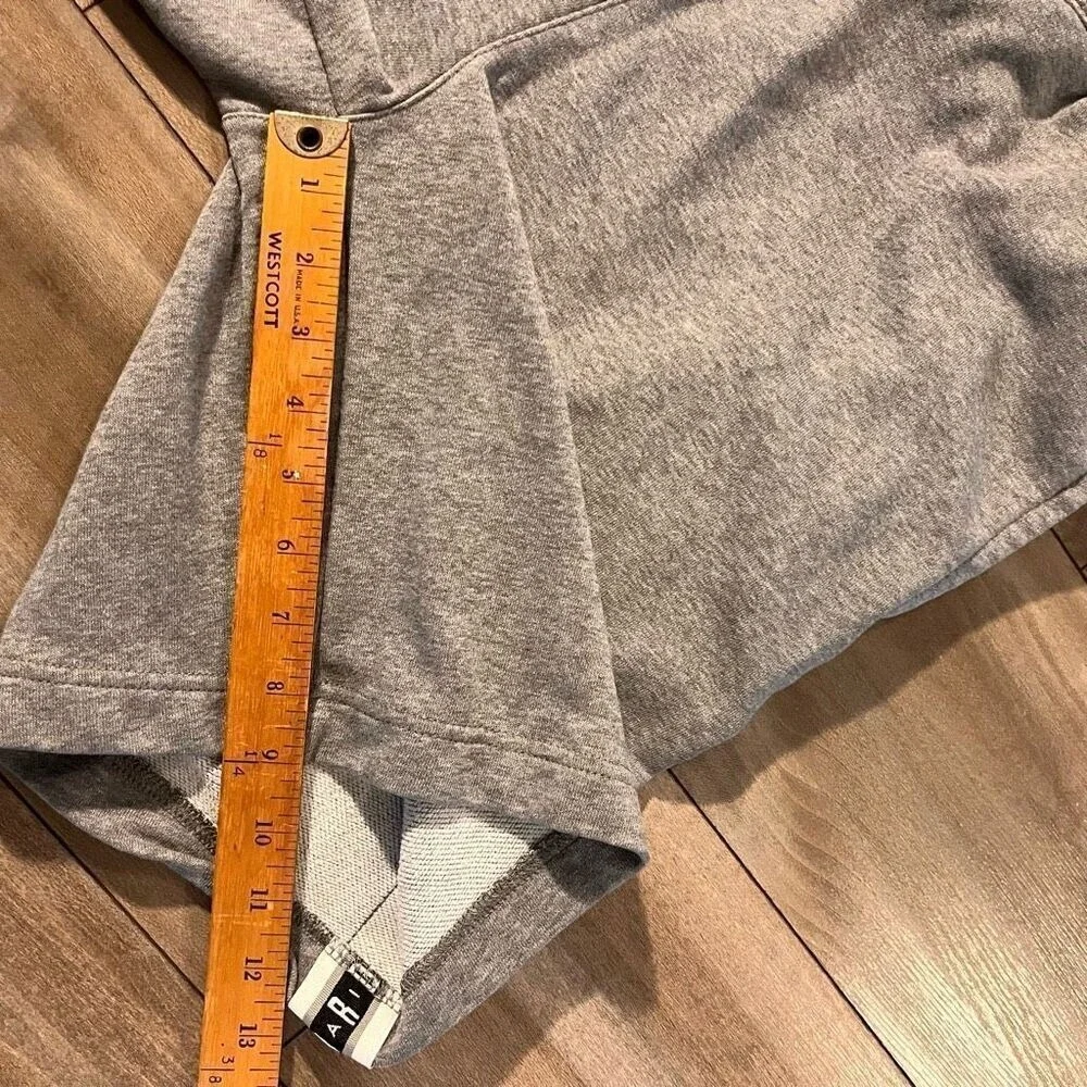 Jordan‎ Mens Gray Fleece Basketball Shorts Jumpman Logo Size Large  Bin J-12